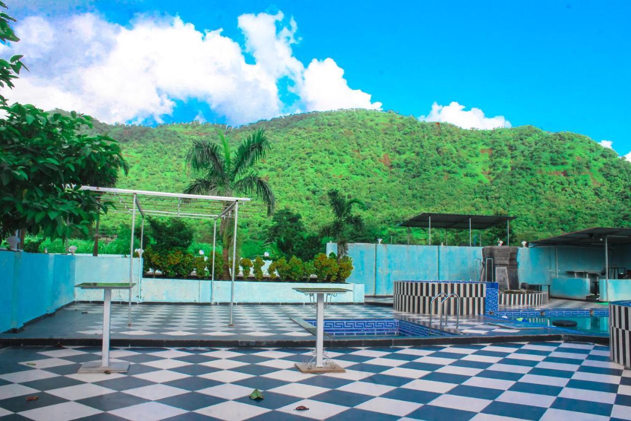 Sp Resort Panvel Chauk Exterior foto